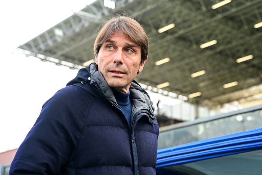 Oficial: Antonio Conte seguirá en el Napoli