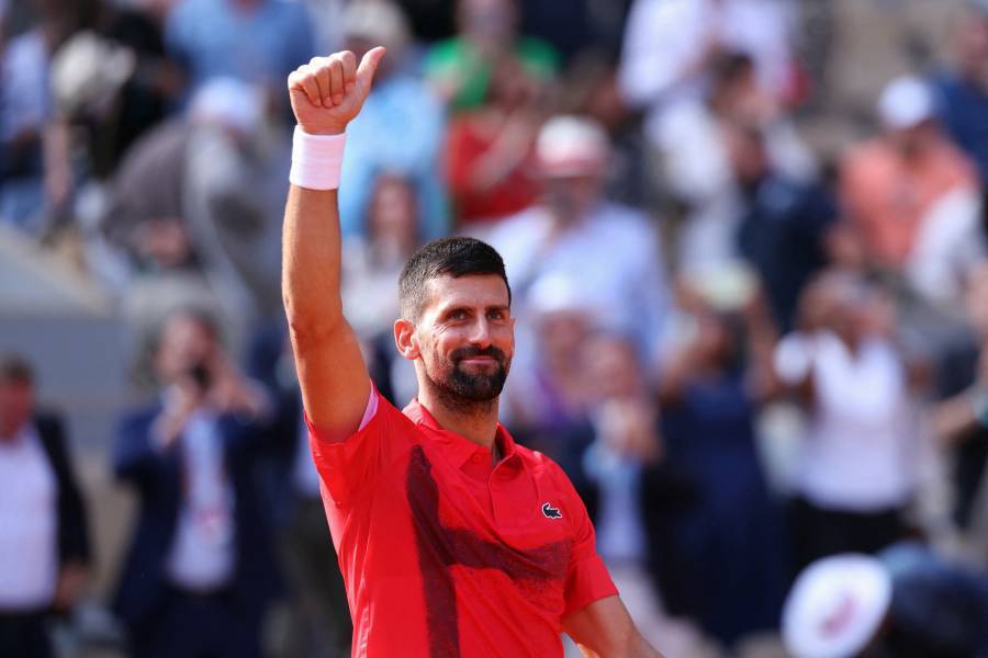Novak Djokovic alcanza las 100 victorias en Roland Garros y avanza a cuartos de final sin ceder un set