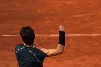 La actual campeona Swiatek se prepara para el choque de semifinales del Abierto de Francia con Sabalenka