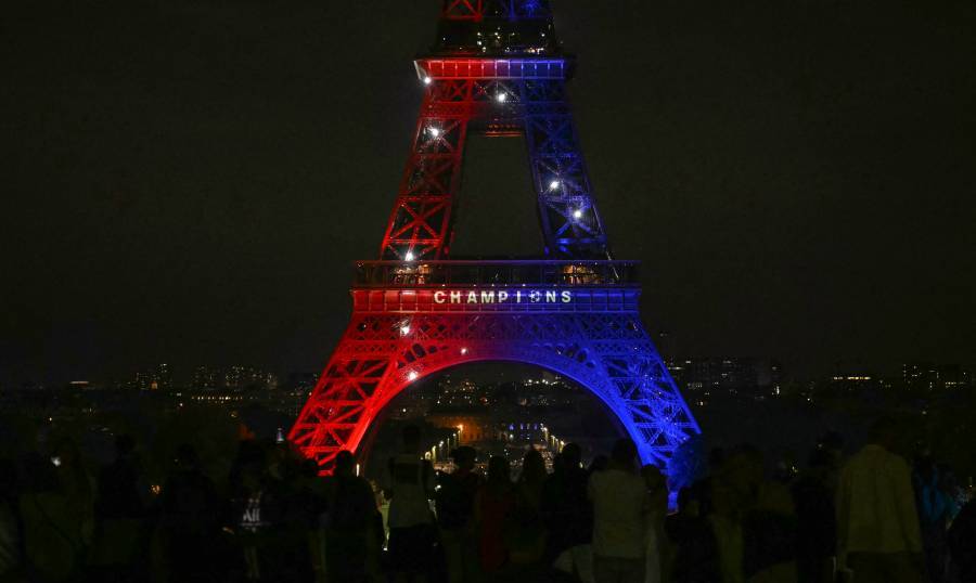 Liga de Campeones: Colas en París para conseguir la camiseta estrellada del PSG