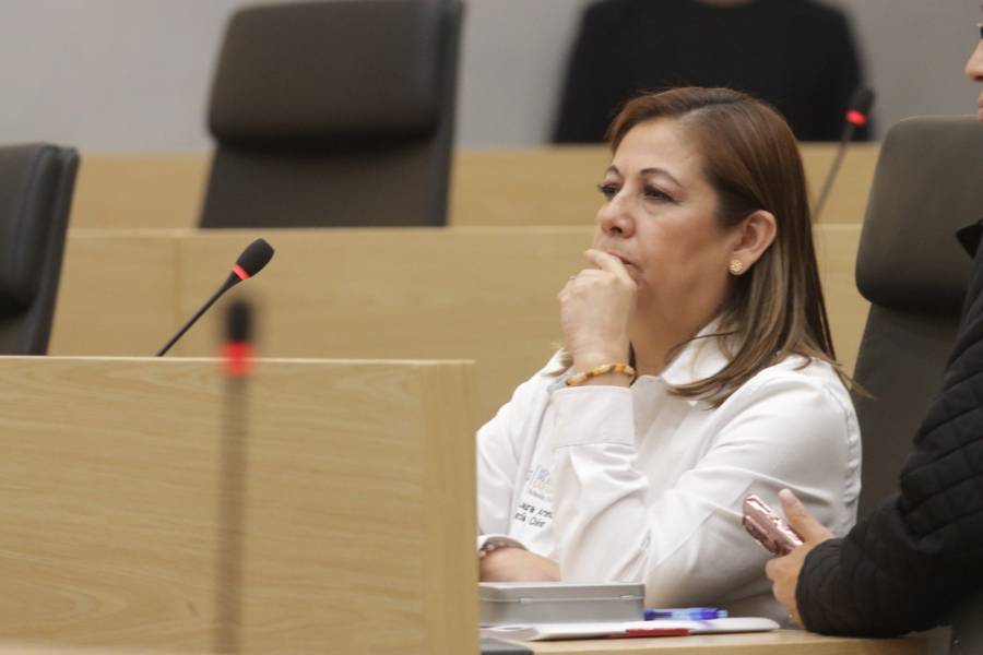 Laura Artemisa niega que eliminación de chaleco rotulado sea por presión de 'bikers'