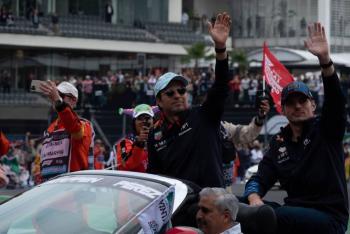 Checo Pérez, cada vez más cerca de regresar a la Fórmula 1; Cadillac lo tendría en la mira