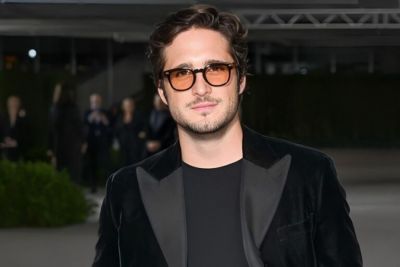 Diego Boneta rechaza la violencia en redadas migratorias de Los Ángeles
