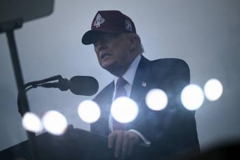 Trump dice que Los Ángeles está siendo invadida por un 