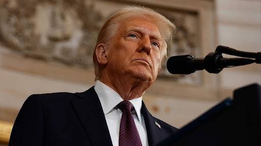 Trump promete proteger a migrantes en agricultura y hotelería ante posibles deportaciones