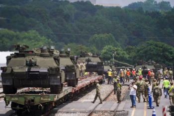 Trump organiza desfile militar con tanques para celebrar aniversario del Ejército de EE.UU.