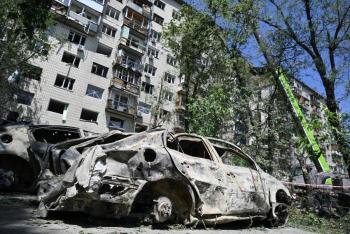 El saldo de muertos por el ataque ruso contra Kiev se eleva a 28 personas