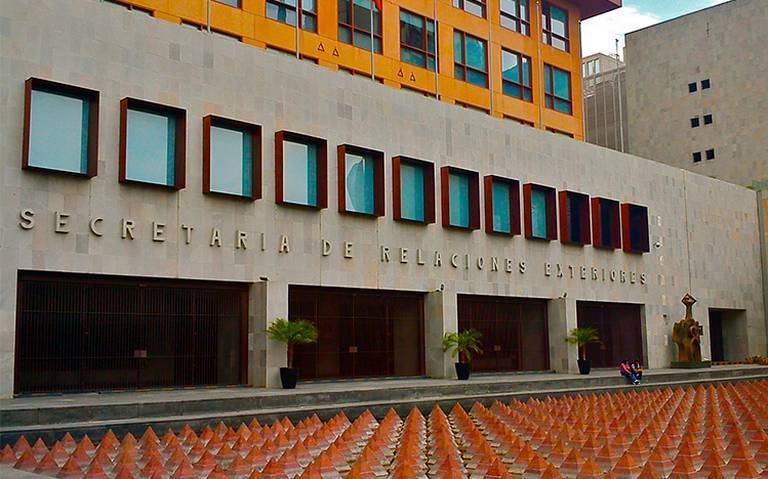 México evacúa a 175 connacionales de Medio Oriente tras bombardeos de EE.UU. a Irán y llama al diálogo
