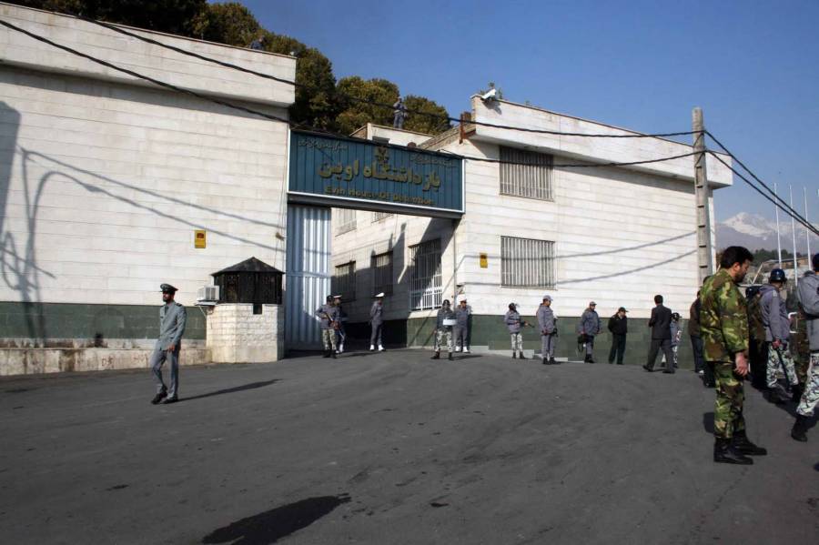 Israel lanza ofensiva contra instalaciones gubernamentales en Teherán
