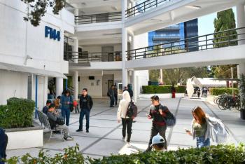 Estudiantes de la BUAP crean comisión para evaluar avances en su pliego petitorio