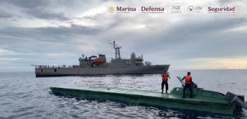 Aseguran semisumergible con 3.5 toneladas de cocaína en costas de Guerrero