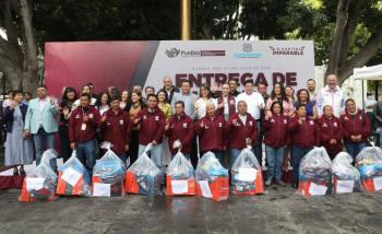 Entregan uniformes a más de 1,400 trabajadores del Ayuntamiento