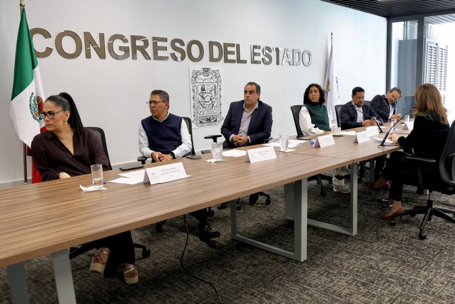 Dialogan en el Congreso sobre comunicación de la ciencia política científica