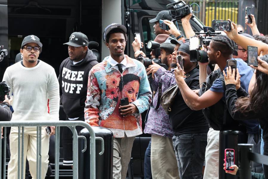 Lágrimas, oraciones y circo en el juicio de P. Diddy
