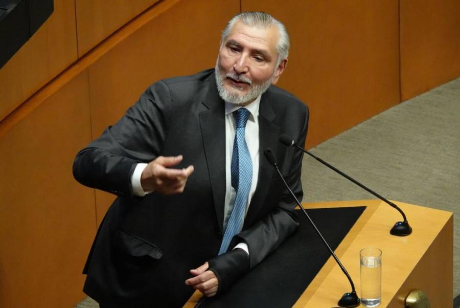Adán Augusto llama a senadores de Morena a no participar en protestas por redadas en EEUU