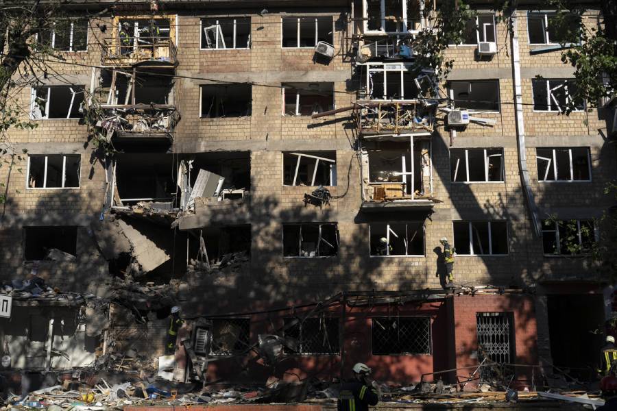 Rusia rechaza la vía diplomática, tras el mayor bombardeo contra Ucrania