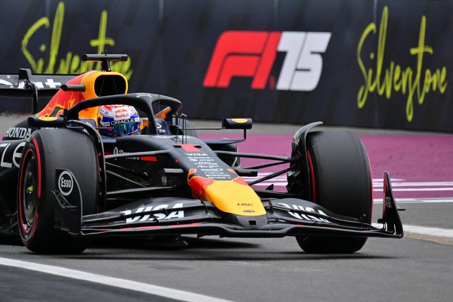 Verstappen supera a los McLaren y conquista la pole en el GP de Gran Bretaña