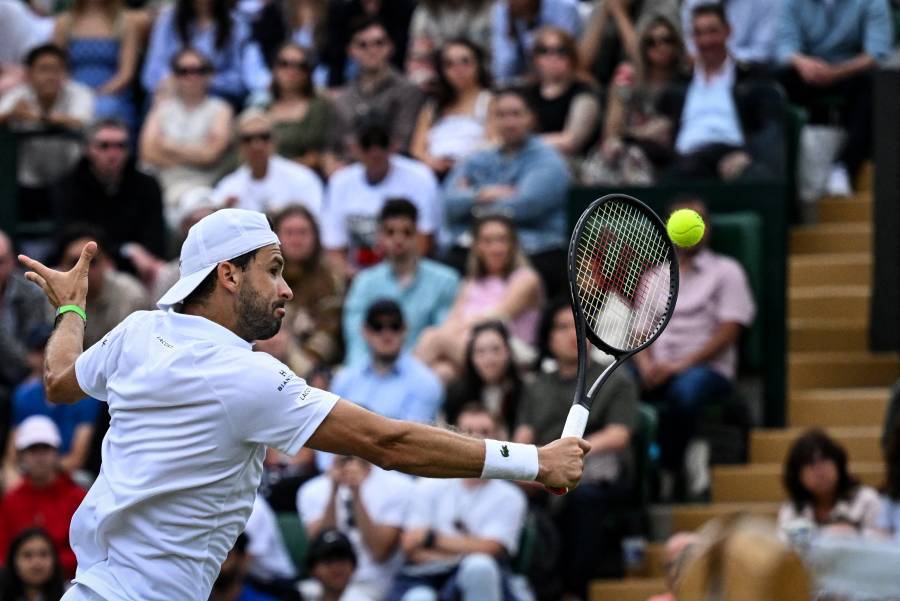 Sinner avanza a octavos en busca de su primer título en Wimbledon