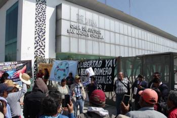 Revocan medidas contra el activista Renato R. en Puebla