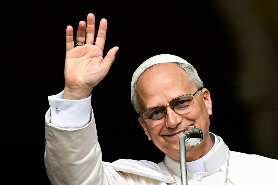 El Papa León XIV regresa el Ángelus a Castel Gandolfo una década después