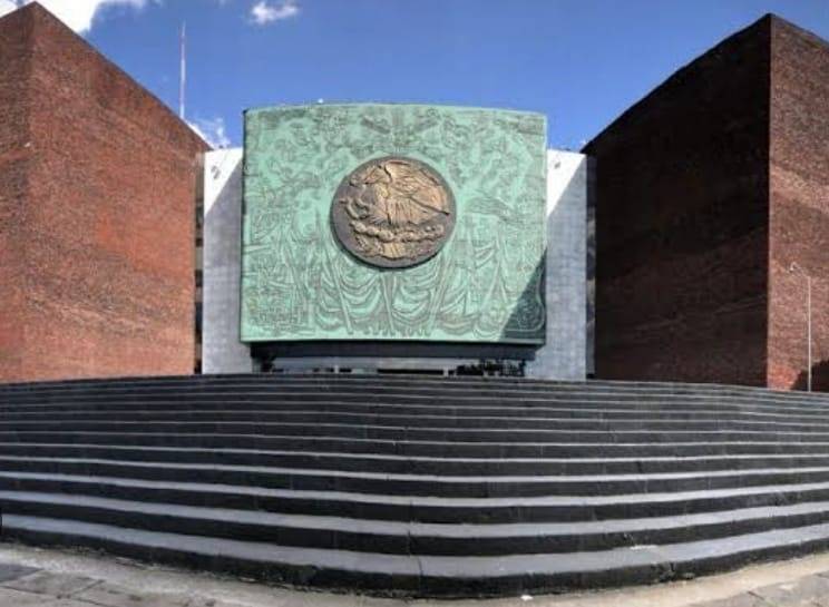 Sheinbaum anuncia próxima presentación de reforma electoral y cuestiona representación plurinominal