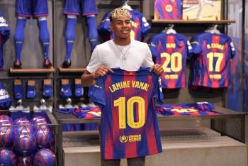 Lamine Yamal hereda el icónico número 10 de Messi en el Barcelona