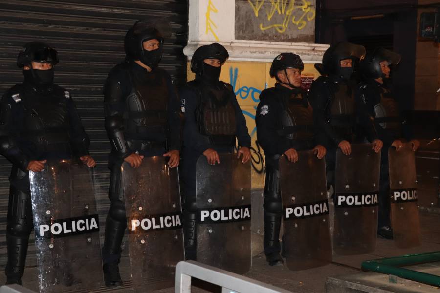 Realizan operativo contra ambulantaje en el Centro Histórico