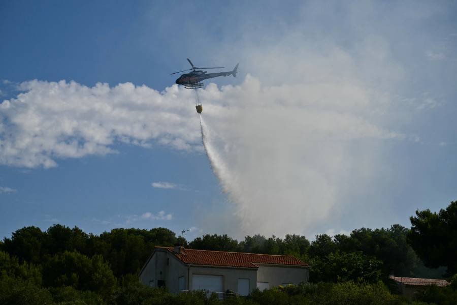 Incendio en Martigues contenido pero 350 bomberos siguen involucrados