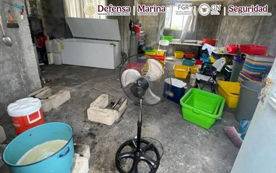 Aseguran 800 kilos de metanfetamina en Michoac&aacute;n; hay 2 detenidos