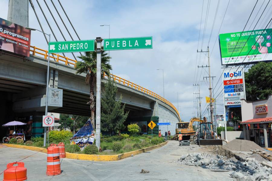 Arranca rehabilitaci&oacute;n en lateral de la Recta a Cholula