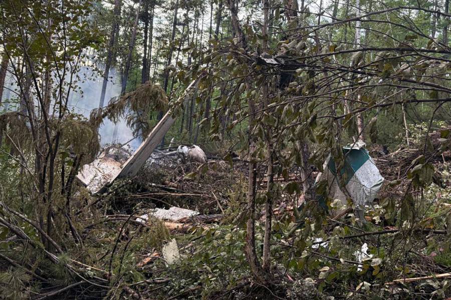 Accidente aéreo en Rusia: se encuentran cajas negras y se exploran dos posibilidades