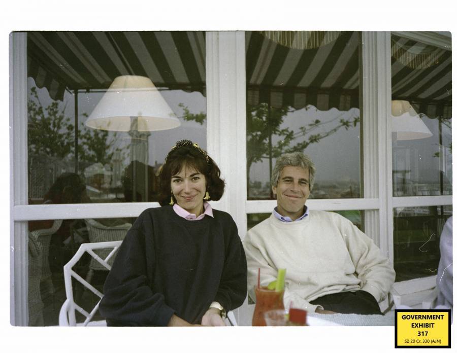 Trump no descarta posibilidad de indulto para Ghislaine Maxwell, asociada de Jeffrey Epstein