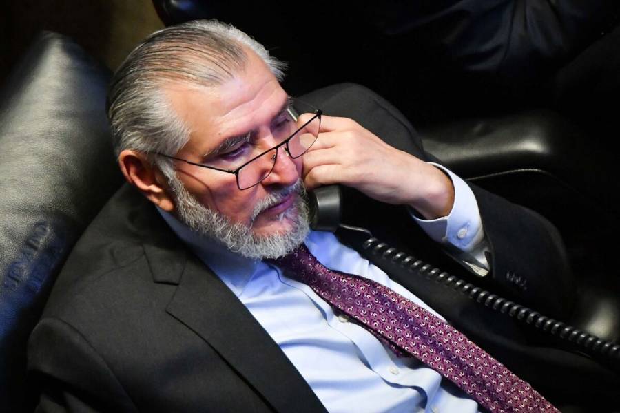Acusan a hermana de Adán Augusto López de encubrir empresas fantasma durante su paso por el SAT