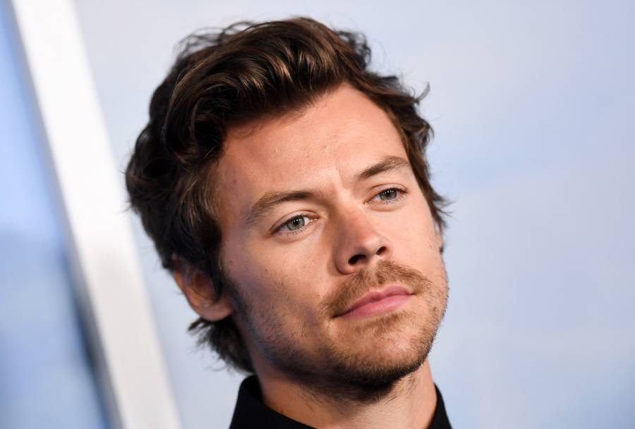 Harry Styles incursiona en el bienestar sexual con su marca Pleasing