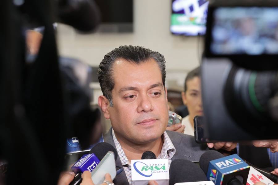 Claudio X. Gonz&aacute;lez orquesta una campa&ntilde;a medi&aacute;tica para posicionar el tema de una “supuesta censura”: Sergio Guti&eacute;rrez