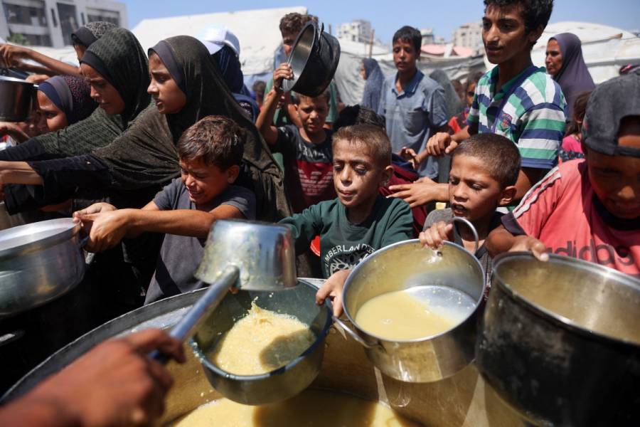 Cerca de 6 mil camiones con alimentos están listos para entrar a Gaza