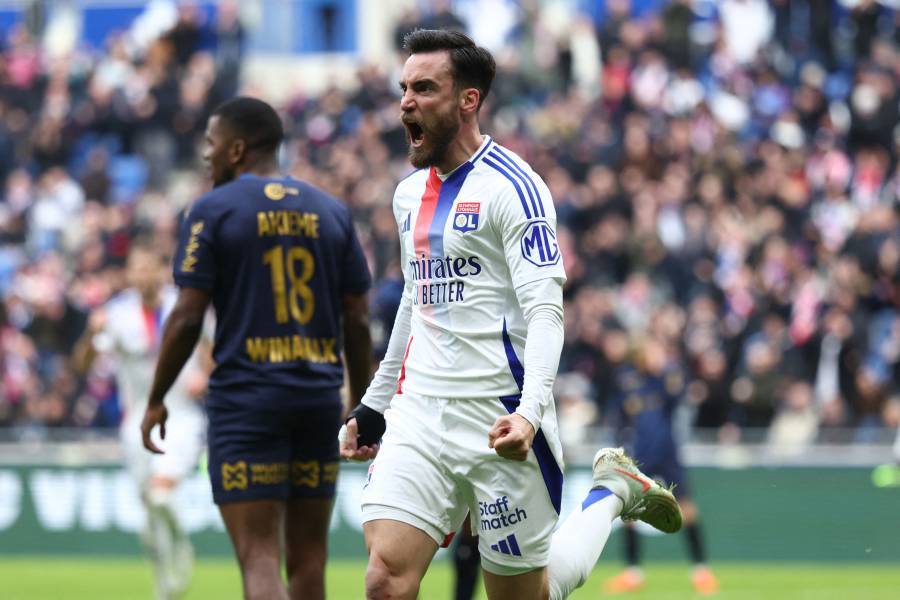 El argentino Tagliafico renueva con el Lyon hasta 2027