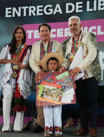 Impulsa Mario Delgado entrega de 140 millones de Libros de Texto Gratuitos