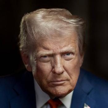 Trump bromea sobre instalar 