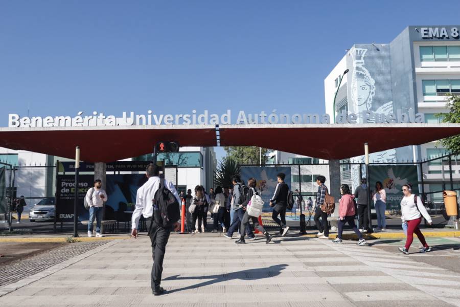 BUAP inicia ciclo escolar Otoño 2025 con más de 40 mil estudiantes de nuevo ingreso