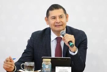 Estacionamientos de estadios seguirán sin cobros: Armenta
