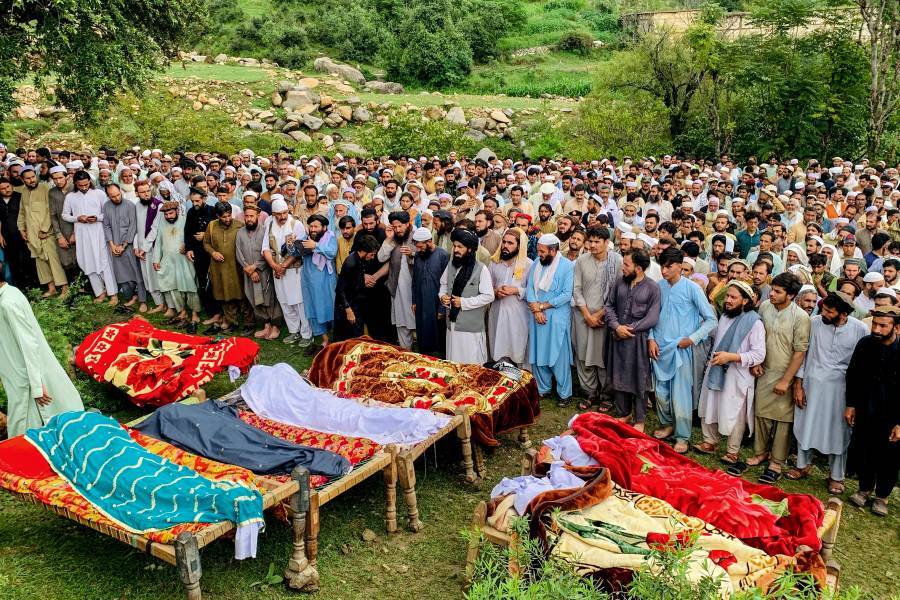 En Pakist&aacute;n, el monz&oacute;n mata a casi 200 personas en 24 horas
