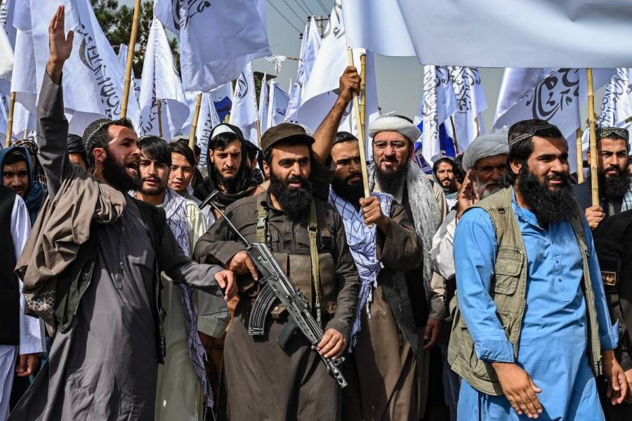 Talibanes celebran su cuarto aniversario al frente de Afganist&aacute;n