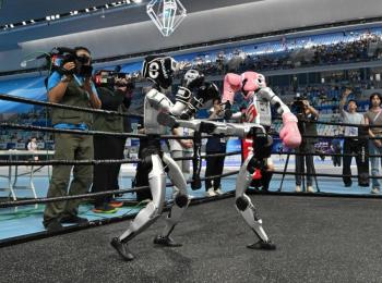 Arrancan los “juegos ol&iacute;mpicos” de robots humanoides en China