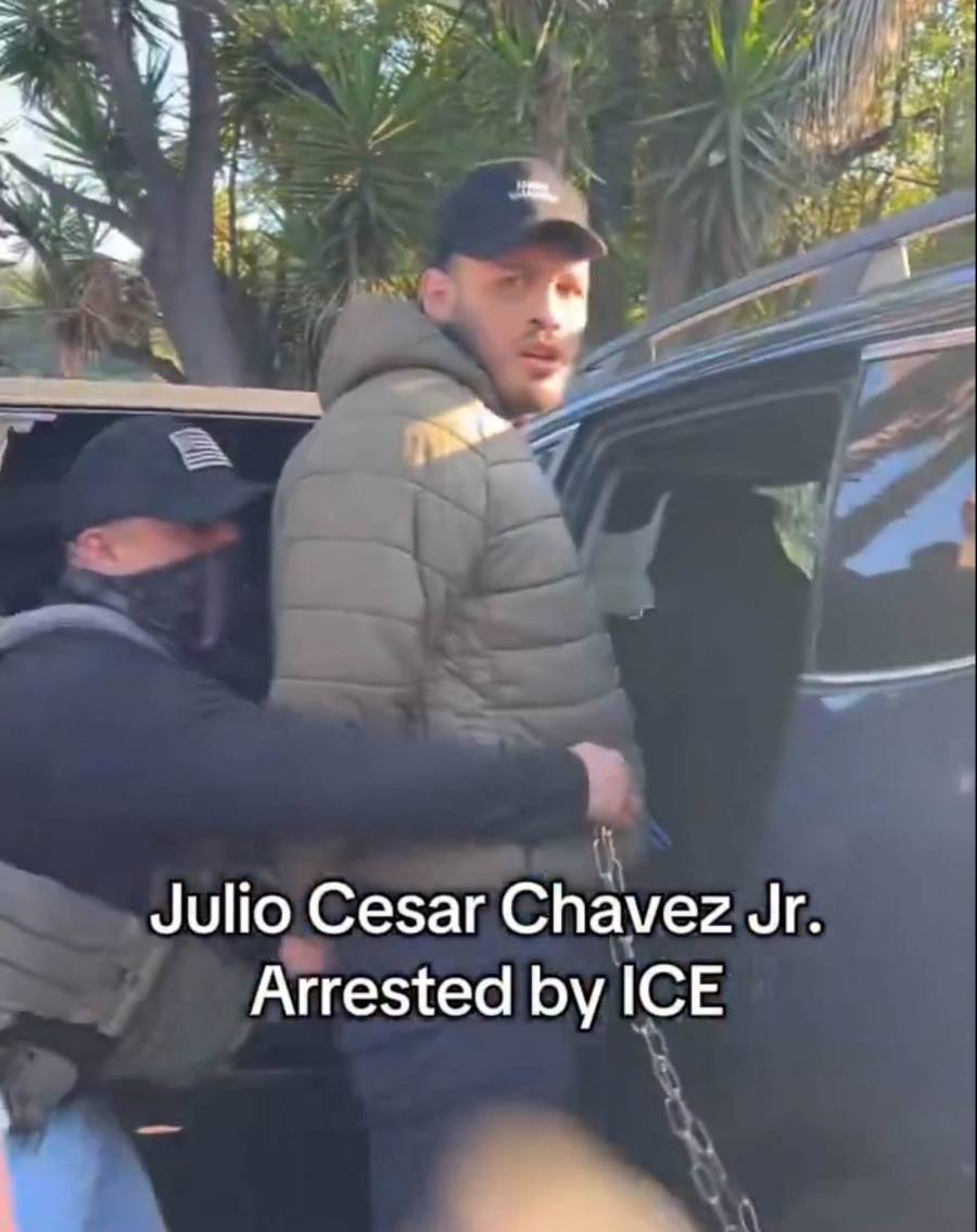 Julio C&eacute;sar Ch&aacute;vez Jr. es trasladado al Cefereso 11 en Hermosillo tras detenci&oacute;n en EE.UU.