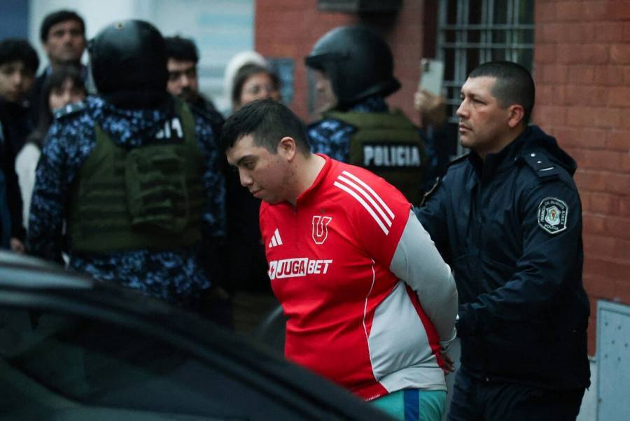 Independiente expulsa a 25 hinchas que atacaron a aficionados de U de Chile