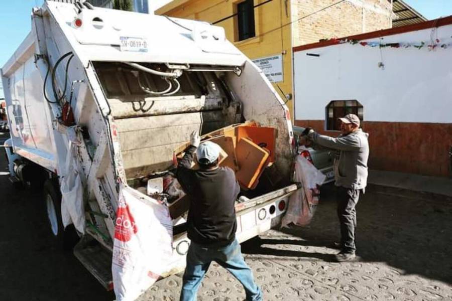 Hallan cuerpo de beb&eacute; en cami&oacute;n recolector de basura en Escobedo, Nuevo Le&oacute;n