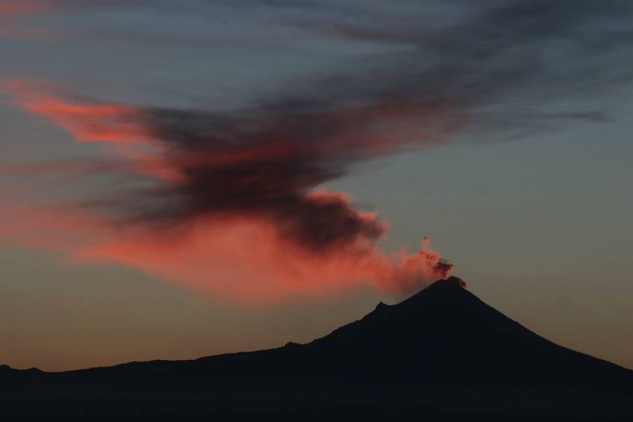 Popocat&eacute;petl registra 21 exhalaciones y 846 minutos de tremor: mantiene alerta amarilla fase 2
