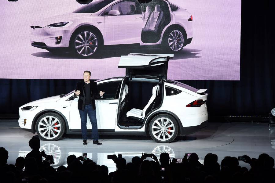 Tesla propone remuneraci&oacute;n para Musk que podr&iacute;a superar el bill&oacute;n de d&oacute;lares