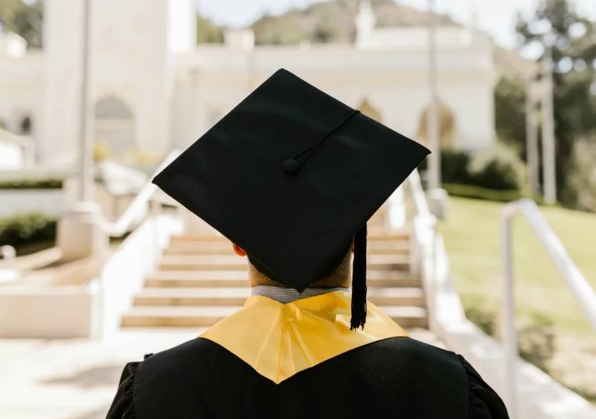 M&aacute;s estudios, menos empleo: universitarios mexicanos enfrentan mayor desempleo